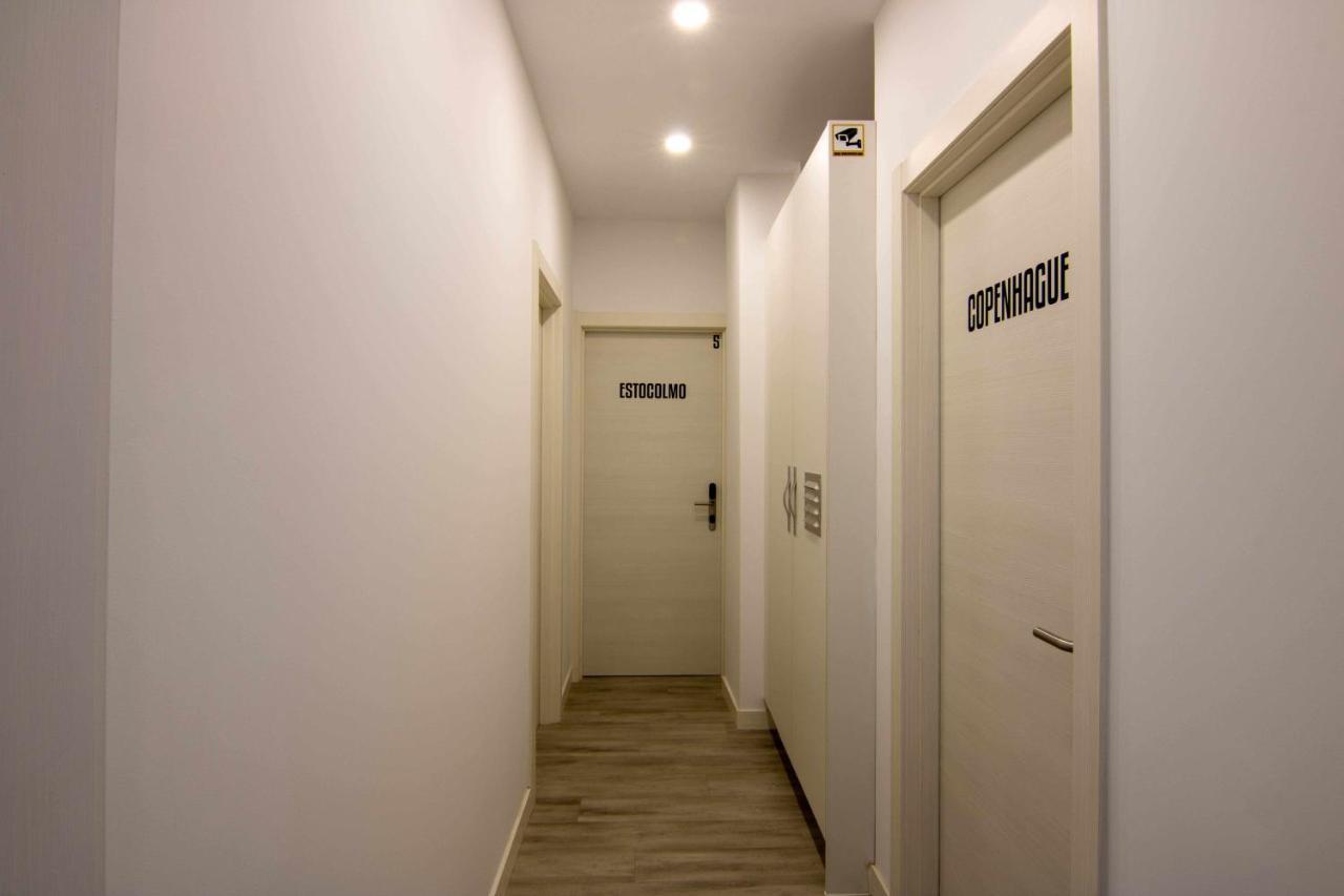 Suite Copenhague เลออน ภายนอก รูปภาพ